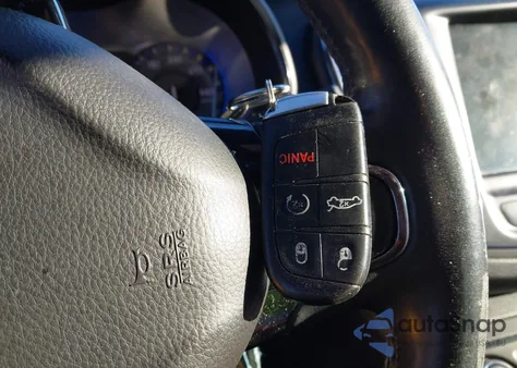 2015 Chrysler 200 S z USA, uszkodzony, nr VIN 1C3CCCDG9FN522901